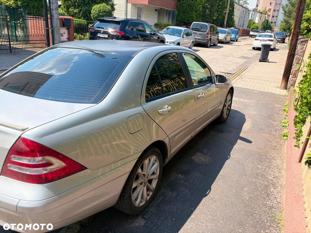 Mercedes-Benz Klasa C 180 Kompressor Classic - 2