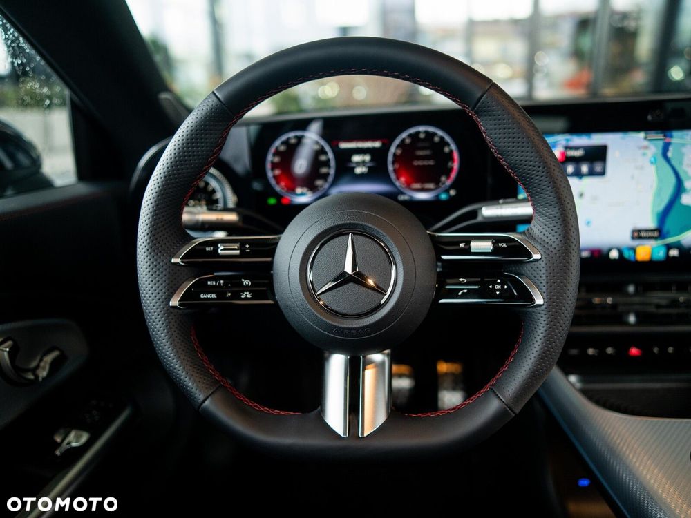 Mercedes-Benz CLA - 12