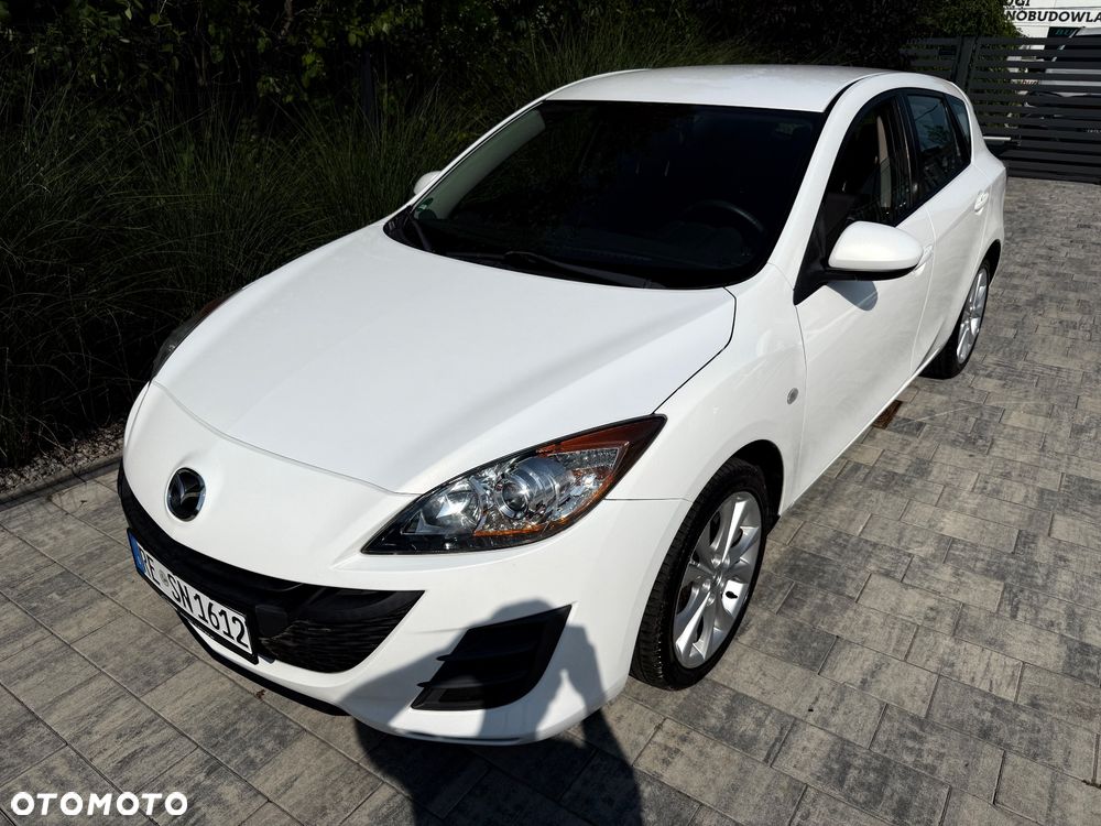 Mazda 3 1.6 Exclusive + - 12