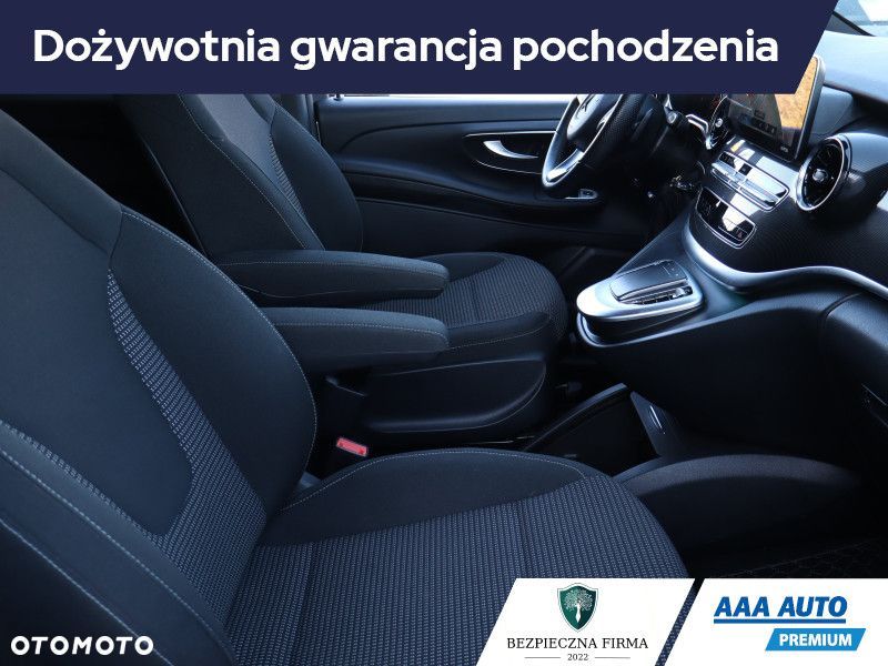 Mercedes-Benz Klasa V - 11