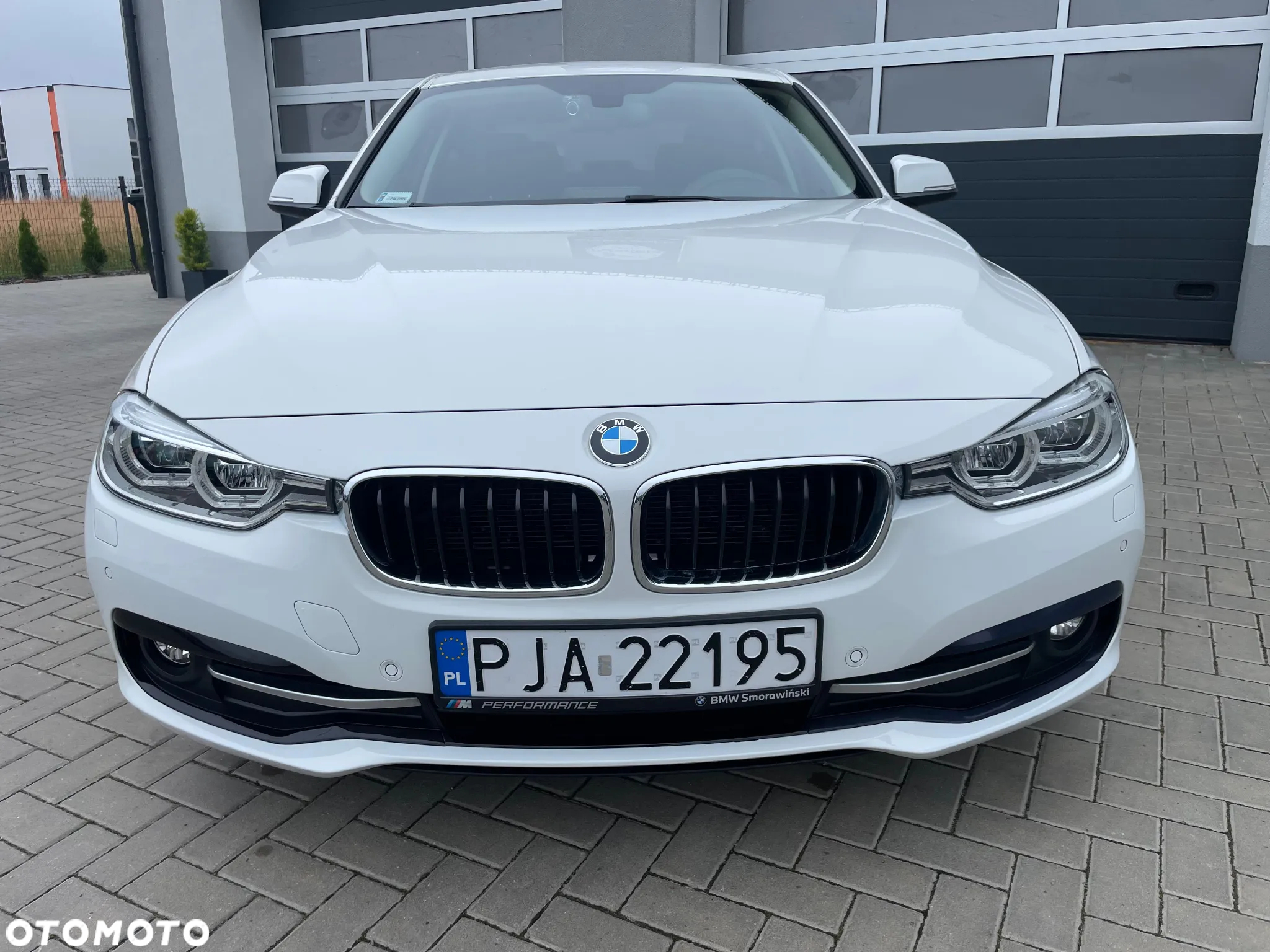 BMW Seria 3 320d Sport Line - 4