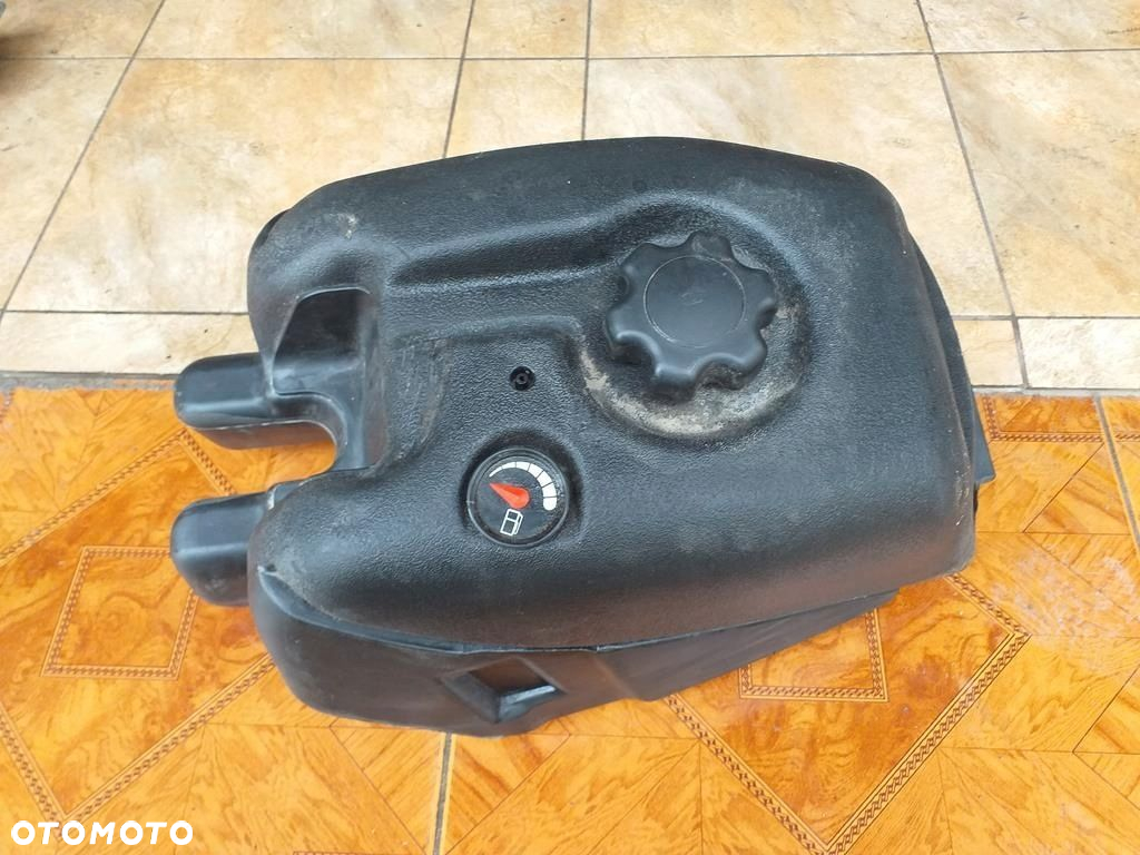 ZBIORNIK PALIWA BAK ARCTIC CAT 250 300 - 2