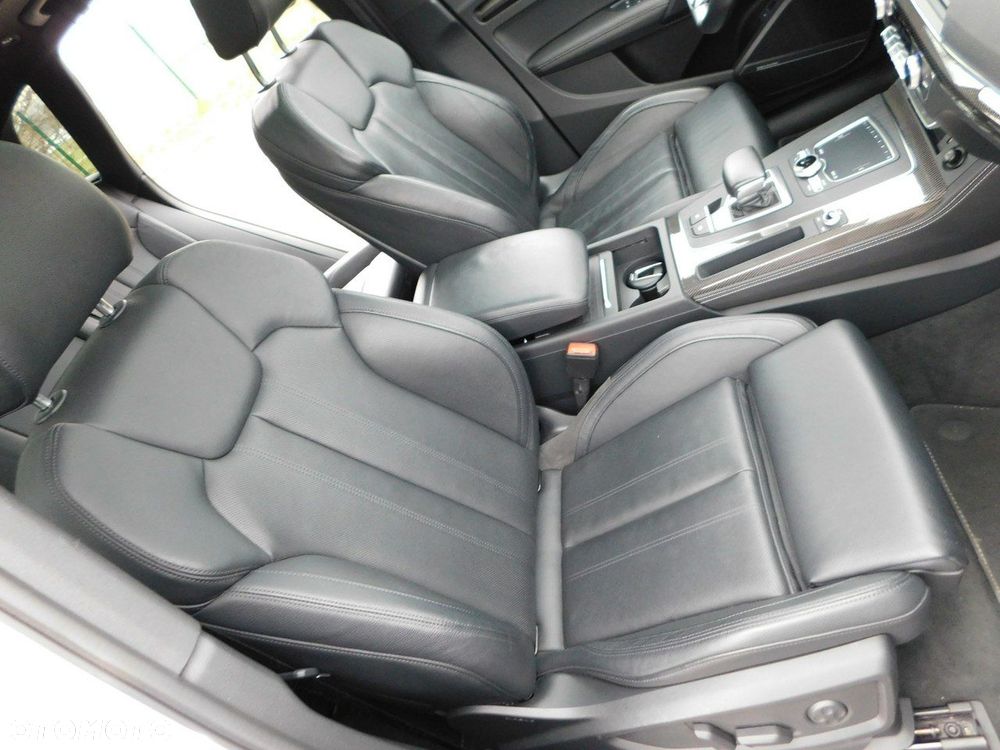 Audi SQ5 - 30