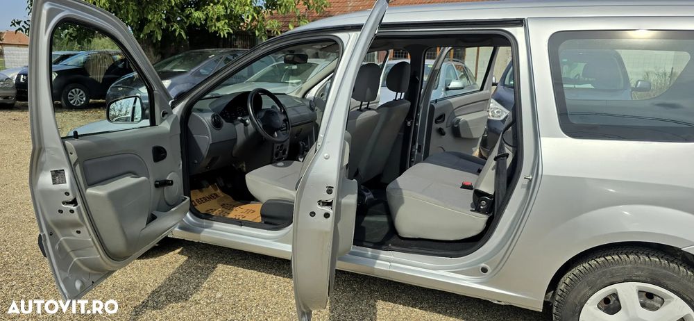 Dacia Logan Van - 12