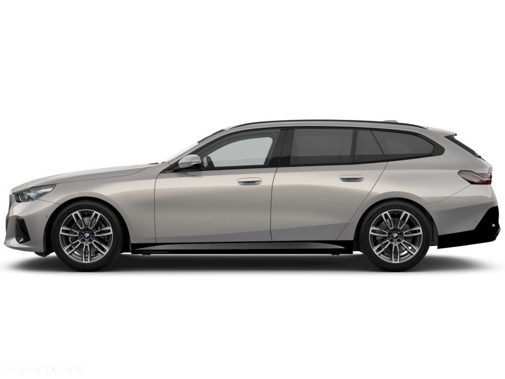 BMW Seria 5 540d xDrive mHEV M Sport - 4
