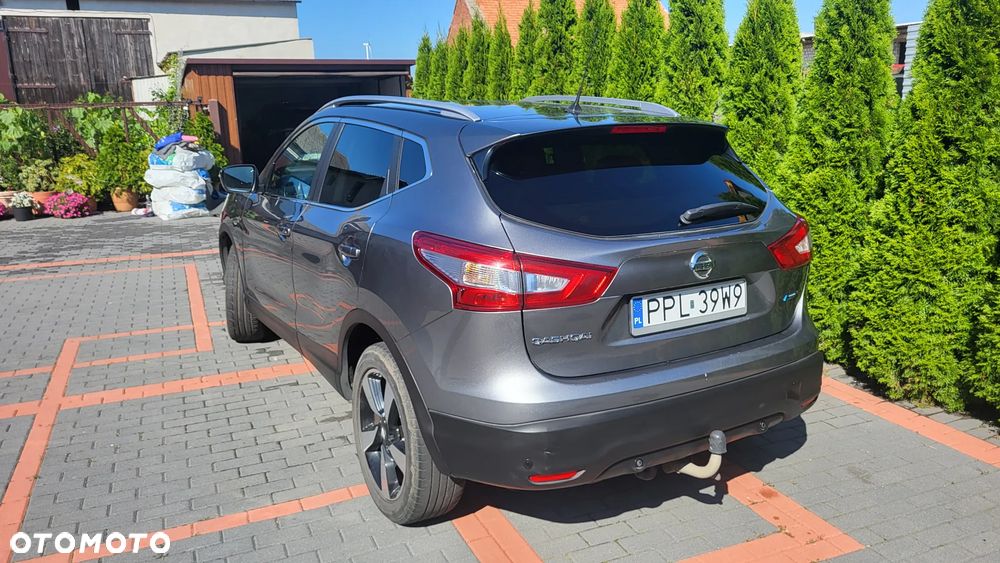 Nissan Qashqai 1.5 dCi Tekna - 4