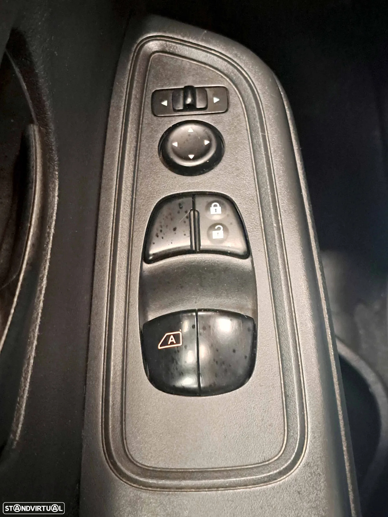 Nissan Micra - 10