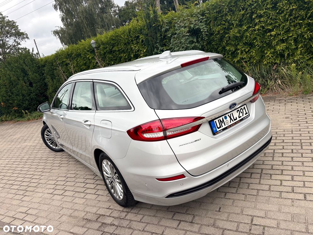 Ford Mondeo 2.0 Hybrid Titanium - 15