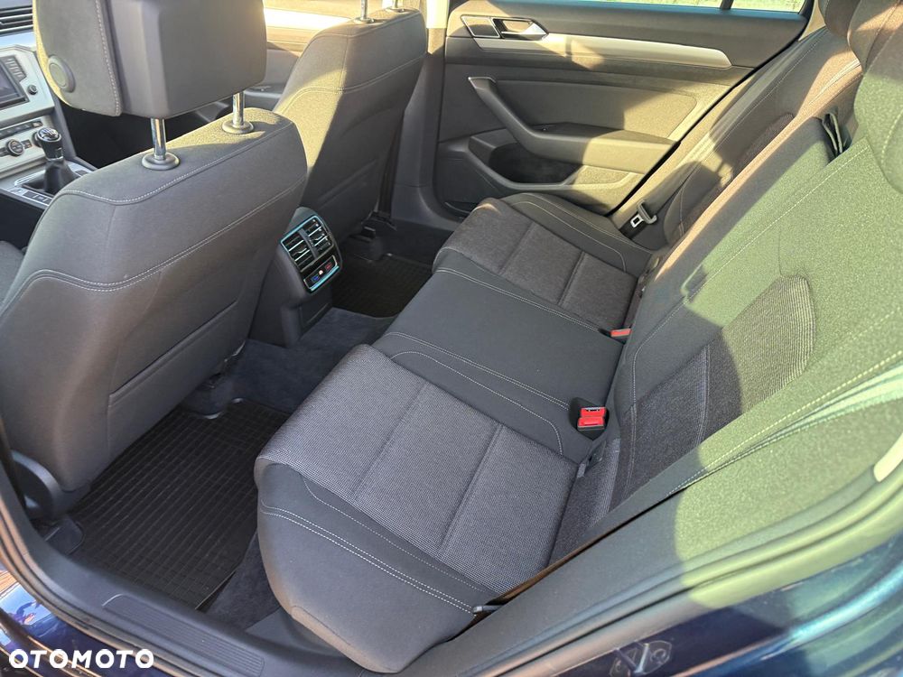 Volkswagen Passat 1.4 TSI BMT ACT Comfortline - 14