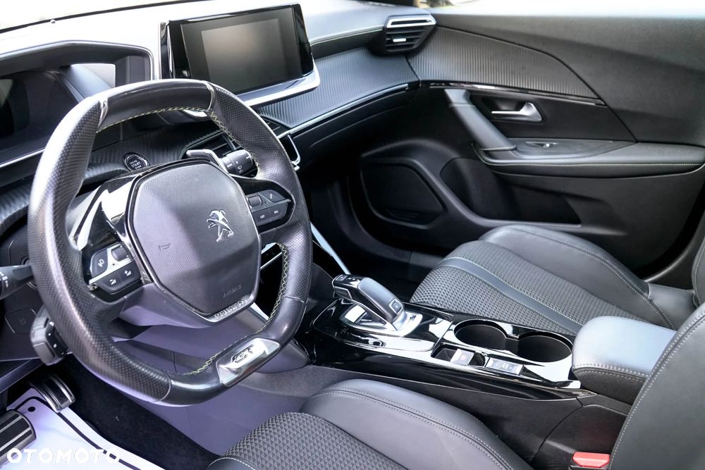 Peugeot 2008 1.5 BlueHDi GT S&S EAT8 - 16