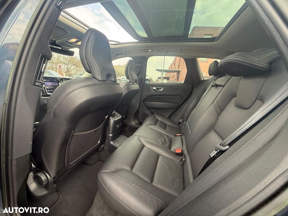 Volvo XC 60 Recharge T6 Twin Engine eAWD Inscription Expression - 7