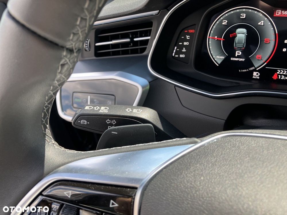 Audi A6 Avant - 16