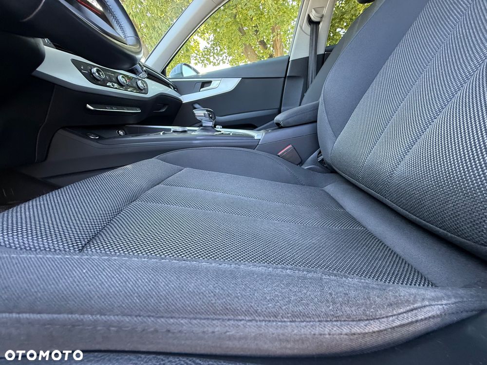 Audi A4 Avant 2.0 TDI S tronic - 15