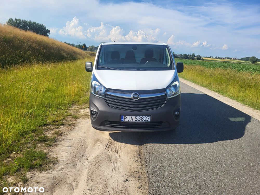 Opel Vivaro - 18