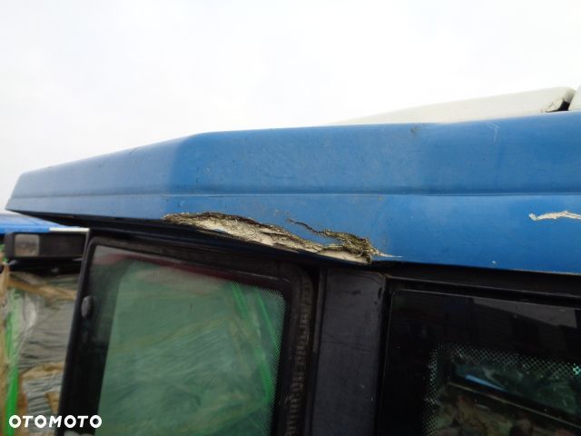Kabina stelaż rama dach New Holland 8560 - 4