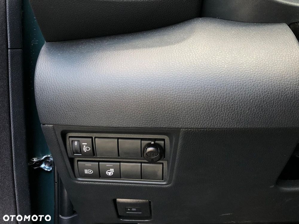 Toyota Yaris Hybrid 1.5 Style - 32