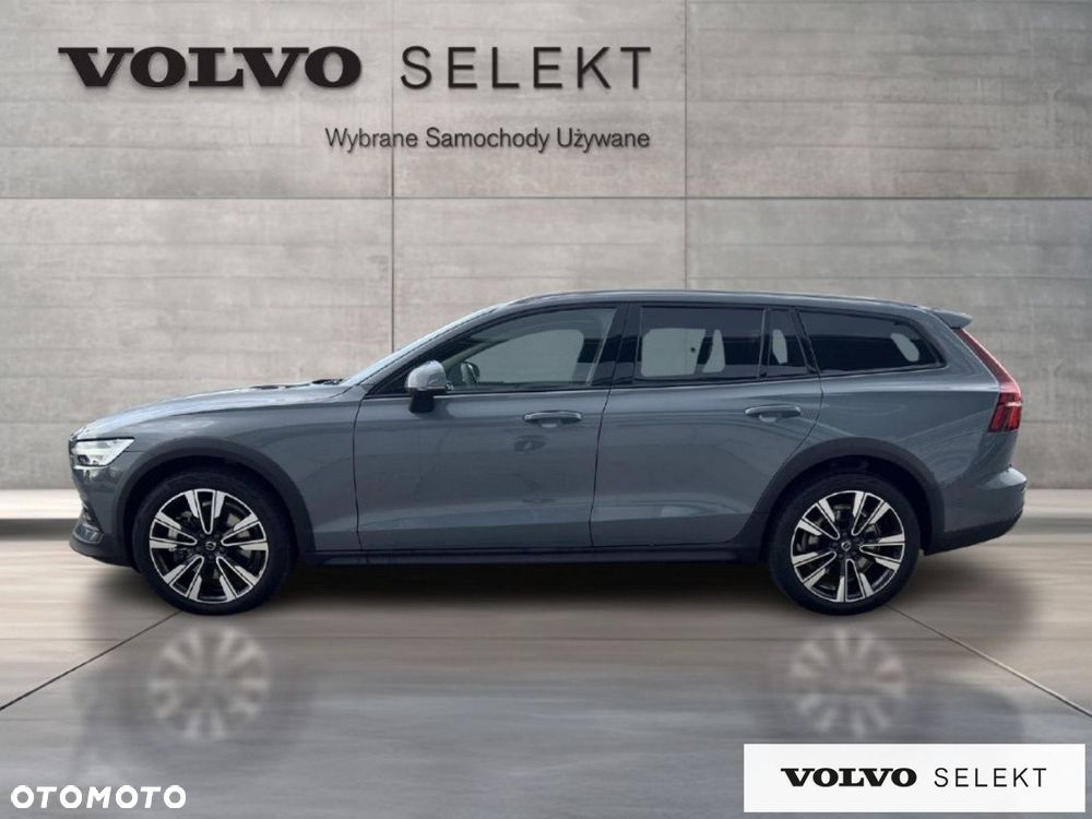 Volvo V60 Cross Country - 7