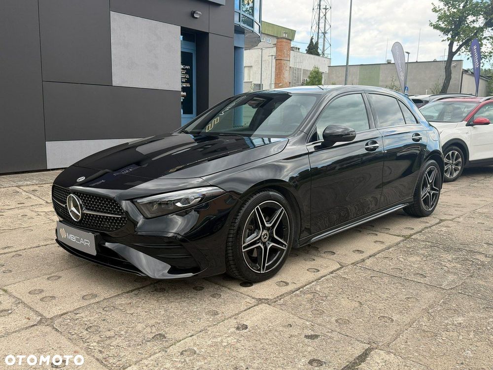 Mercedes-Benz Klasa A 200 AMG Line 7G-DCT - 3
