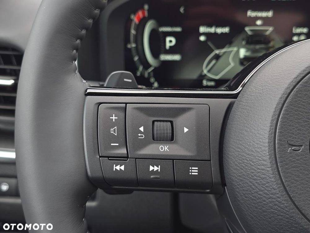 Nissan Qashqai 1.3 DIG-T MHEV N-Connecta Xtronic - 13