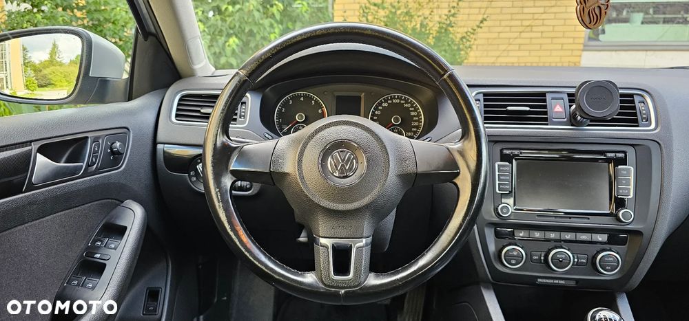 Volkswagen Jetta 1.2 TSI BlueMotion Technology - 20