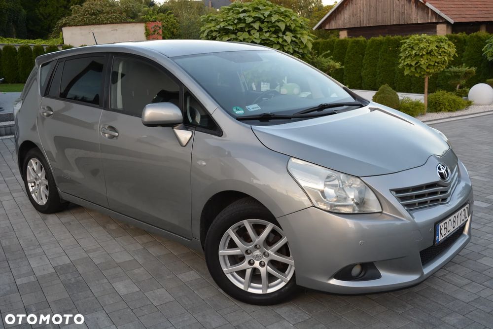 Toyota Verso 1.8 7-Sitzer Executive - 1