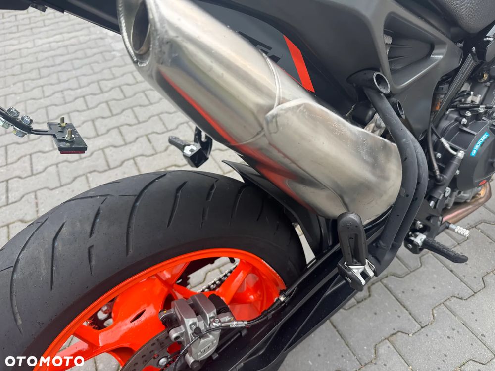 KTM Duke 790 - 18