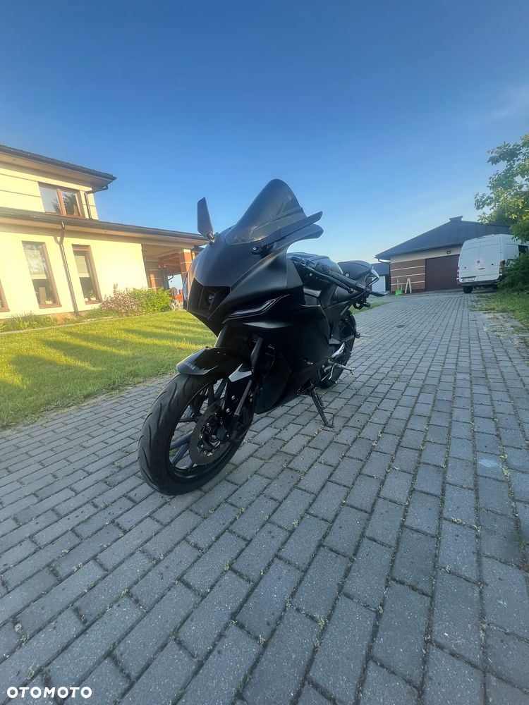 Yamaha R125 - 8