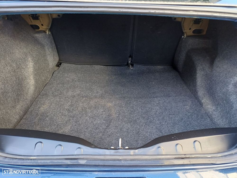 Citroën C-Elysée 1.6 BlueHDi Shine - 13