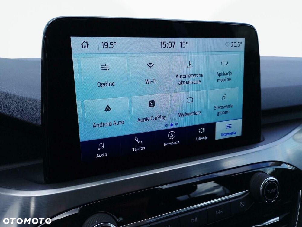 Ford Kuga - 25