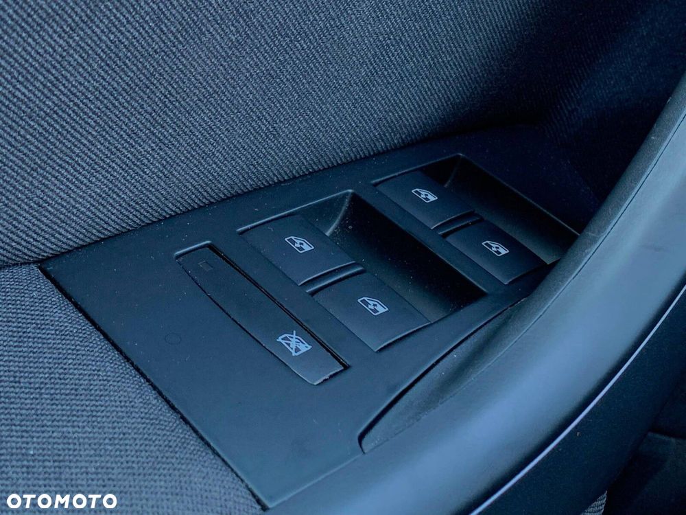 Opel Astra - 26