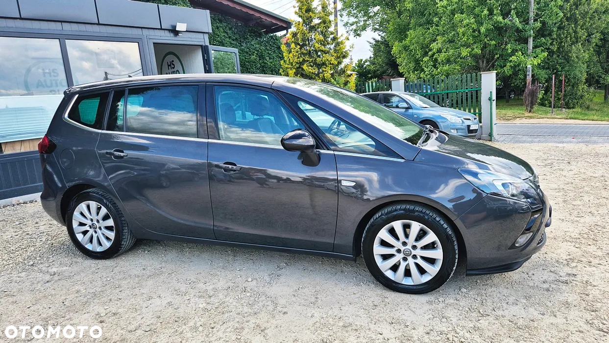 Opel Zafira 1.4 T Cosmo EU6 - 9