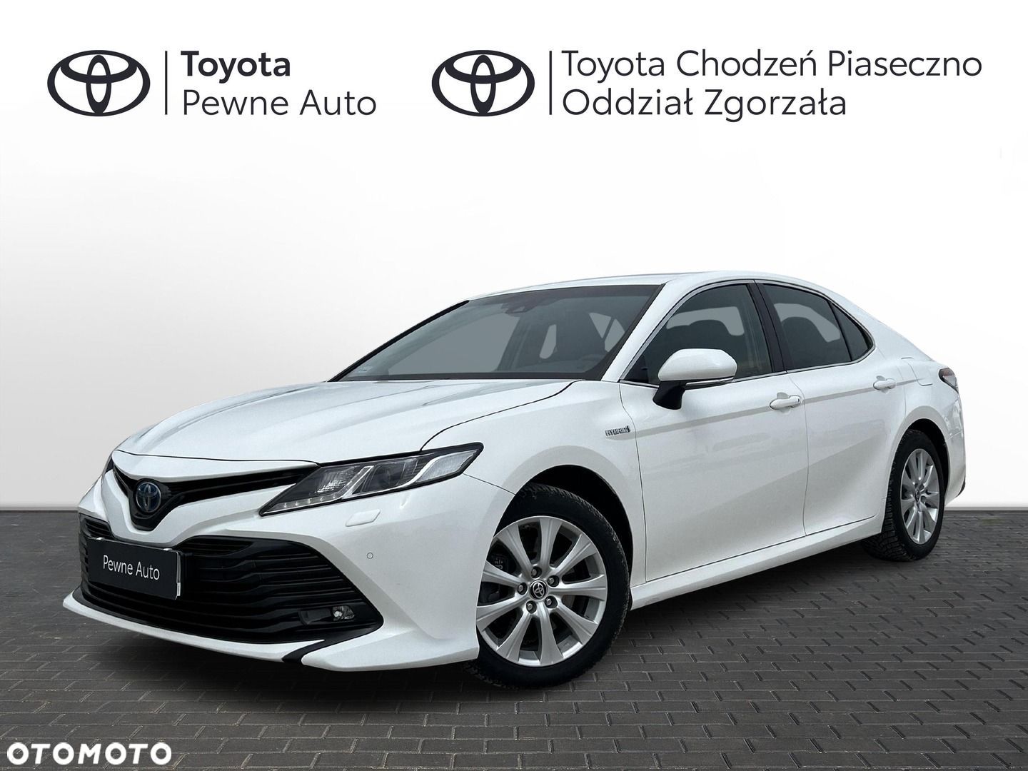 Toyota Camry - 1