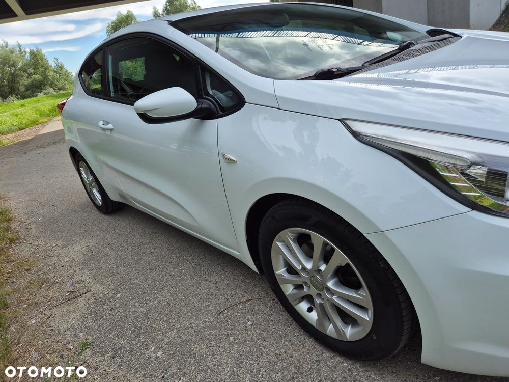 Kia ProCeed 1.6 GDI L - 13