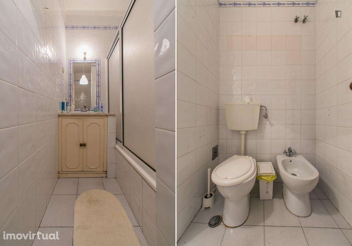 Quarto - localizado em Estrela Lisbon - Grande imagem: 5/10