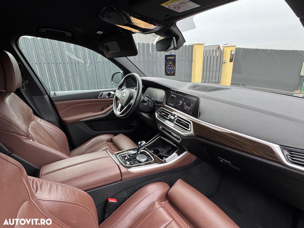 BMW X5 xDrive45e - 11