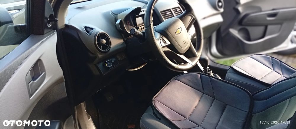 Chevrolet Aveo 2012 photo 3