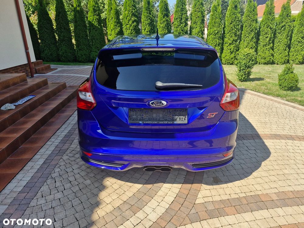 Ford Focus 2.0 EcoBoost ST - 5