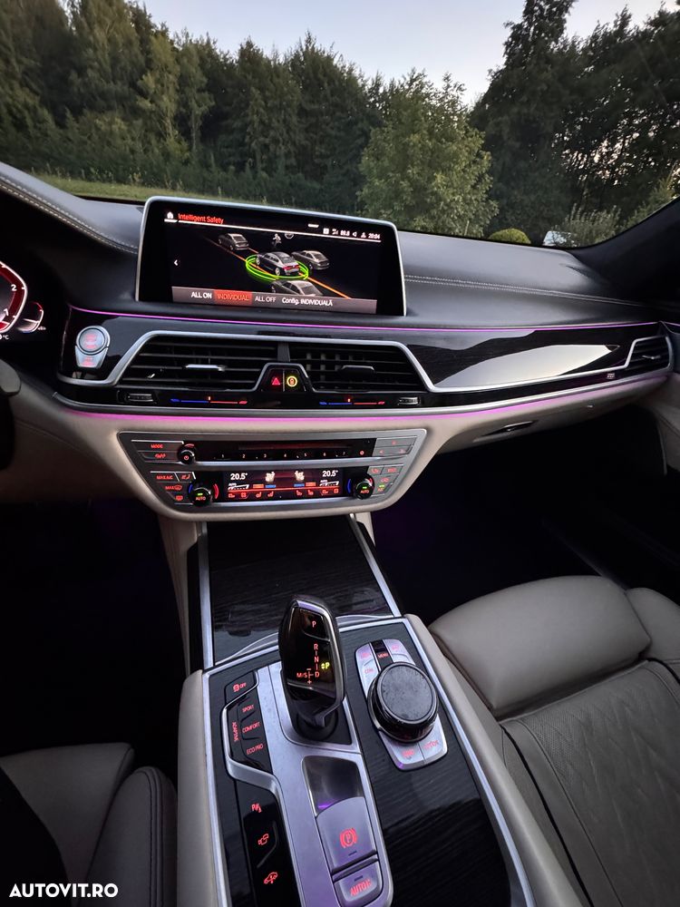 BMW Seria 7 750d xDrive - 17