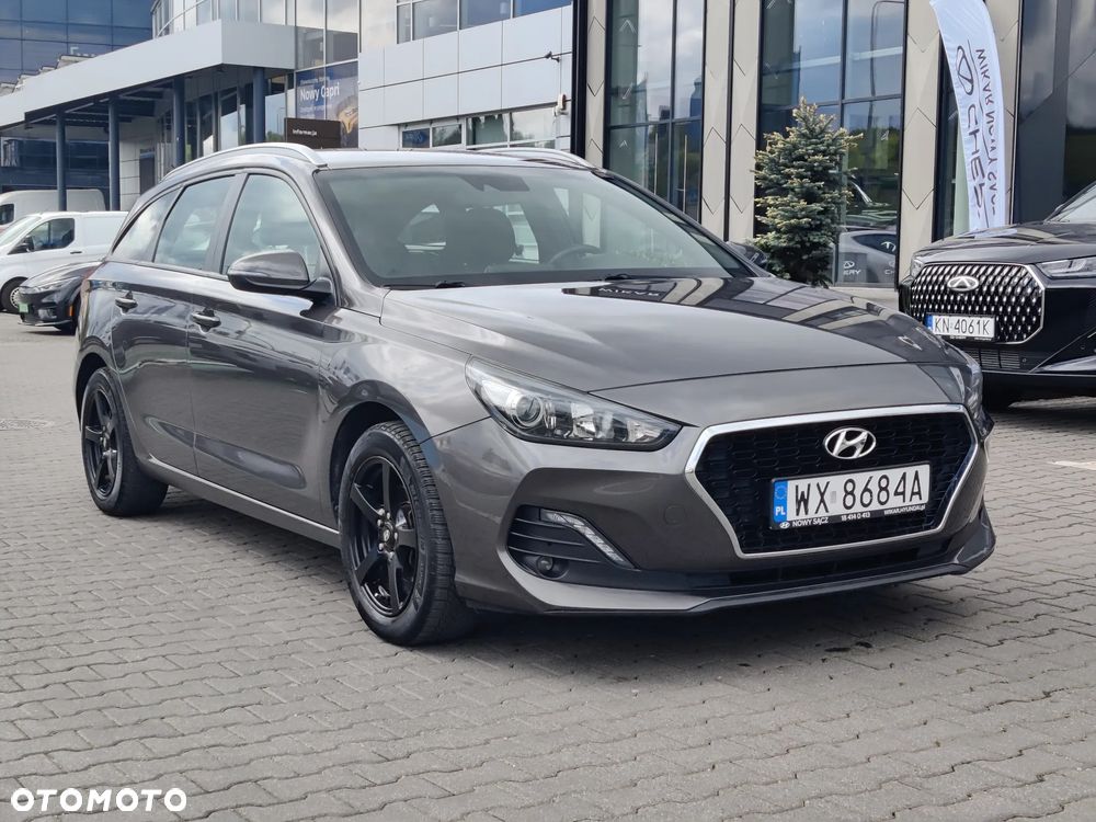 Hyundai i30 1.4 Classic + - 4