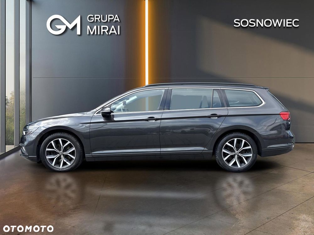 Volkswagen Passat - 2