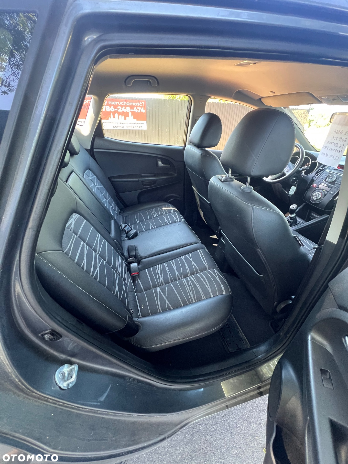 Kia Venga 1.6 CVVT Platinum Edition - 8