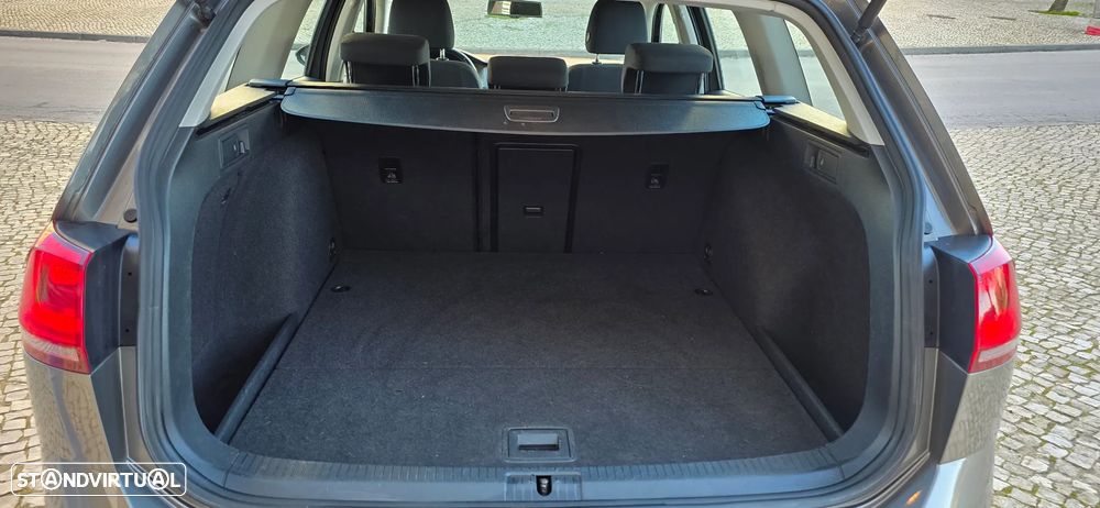 VW Golf Variant 1.6 TDi GPS Edition - 7