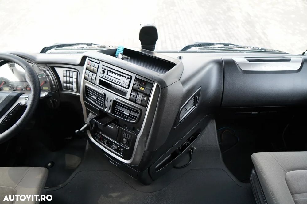 Iveco STRALIS 560 / 6X4 / PENTRU LEMN / PENTRU COPACI / PENTRU PĂDURE / REMORCĂ PALFINGER EPSILON / CAPACITATE DE RIDICARE - 5.250 KG - 33