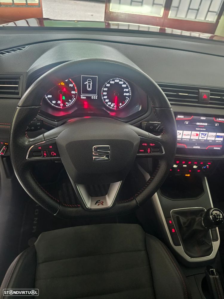 SEAT Arona 1.0 TGI FR - 12