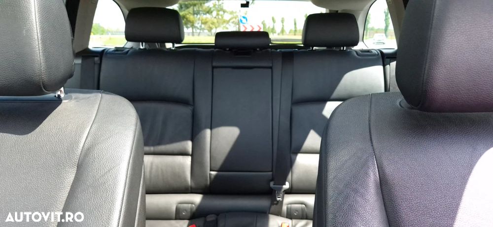 BMW Seria 5 520d - 15