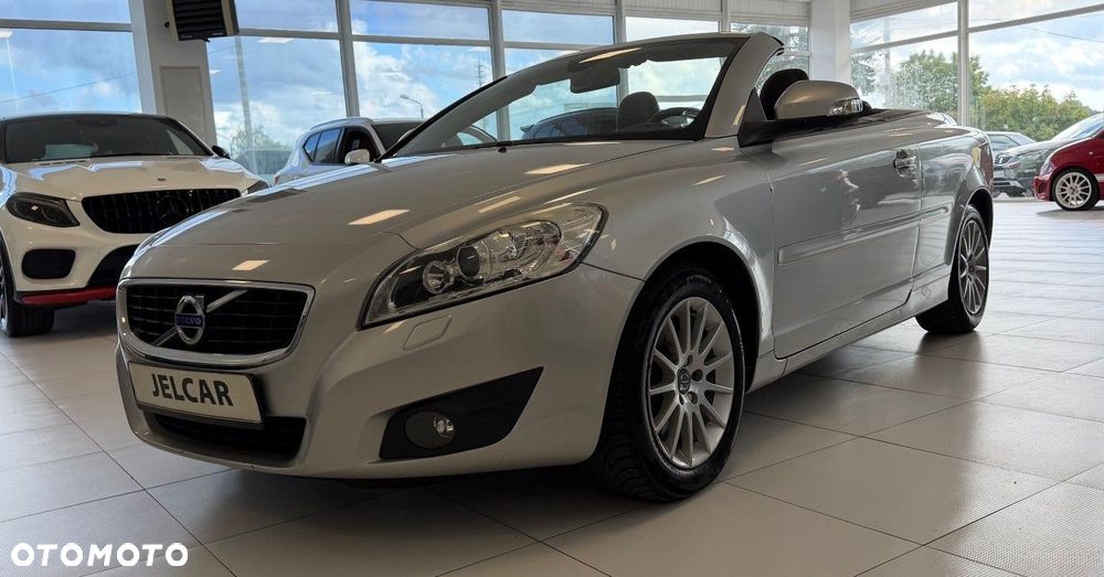 Volvo C70 2.0D Momentum - 26