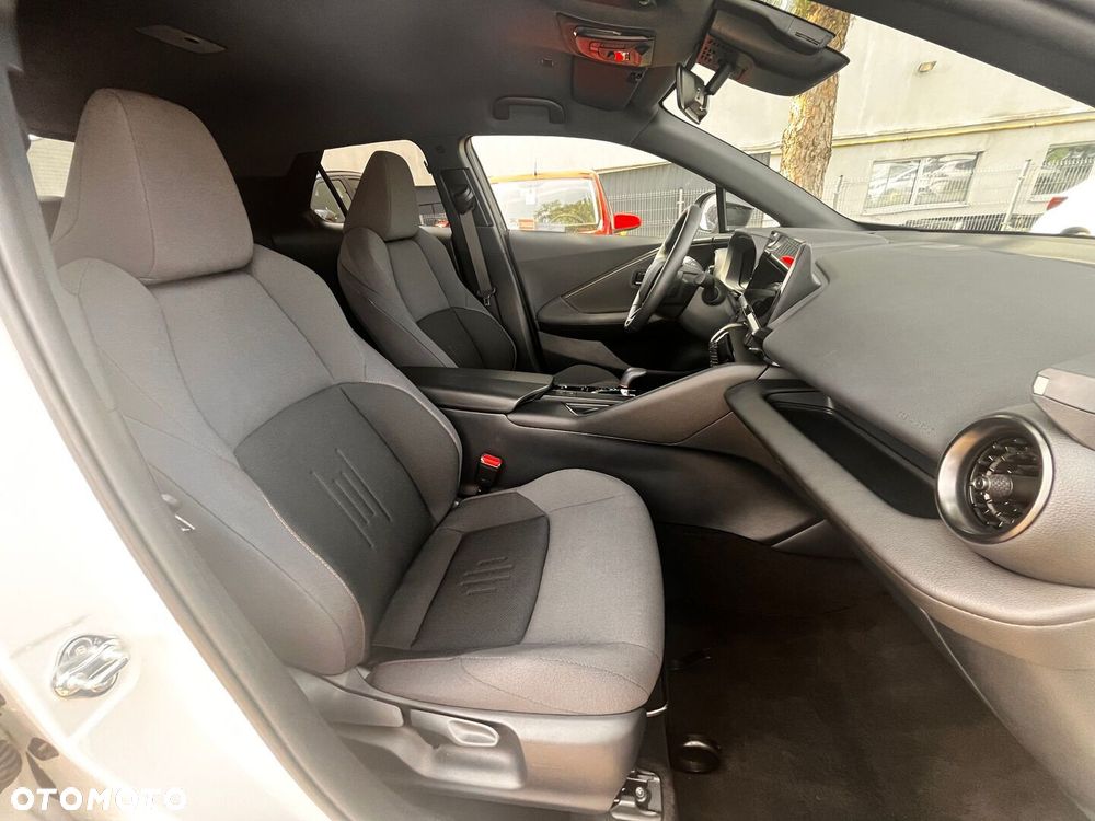 Toyota C-HR 1.8 Hybrid Style - 31