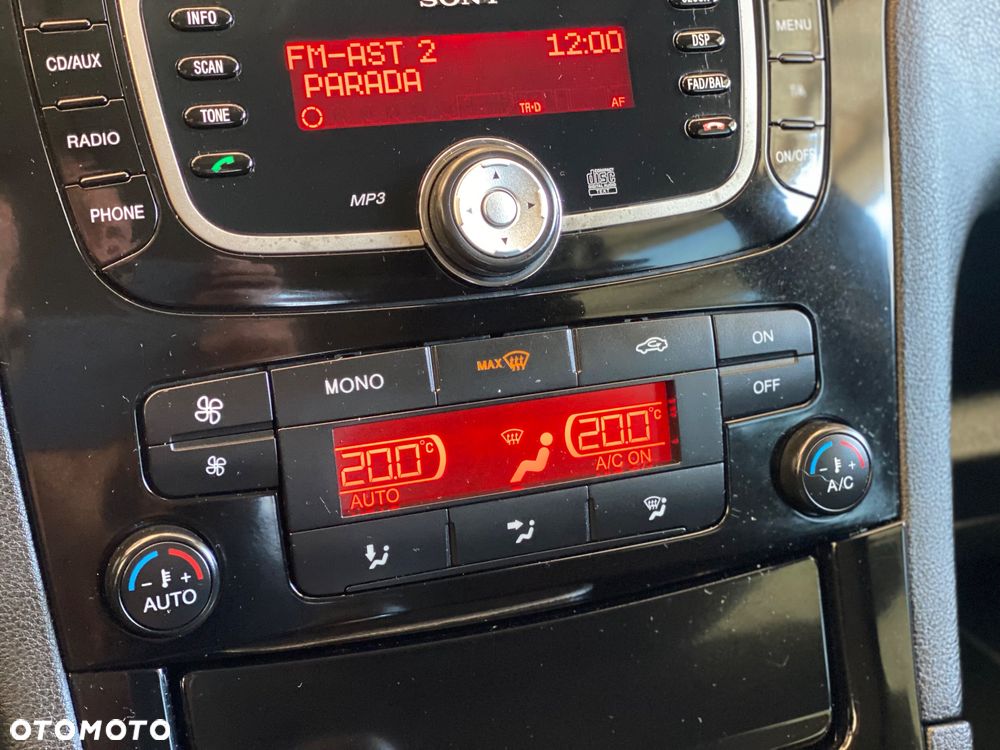 Ford S-Max 2.0 TDCi Trend - 27