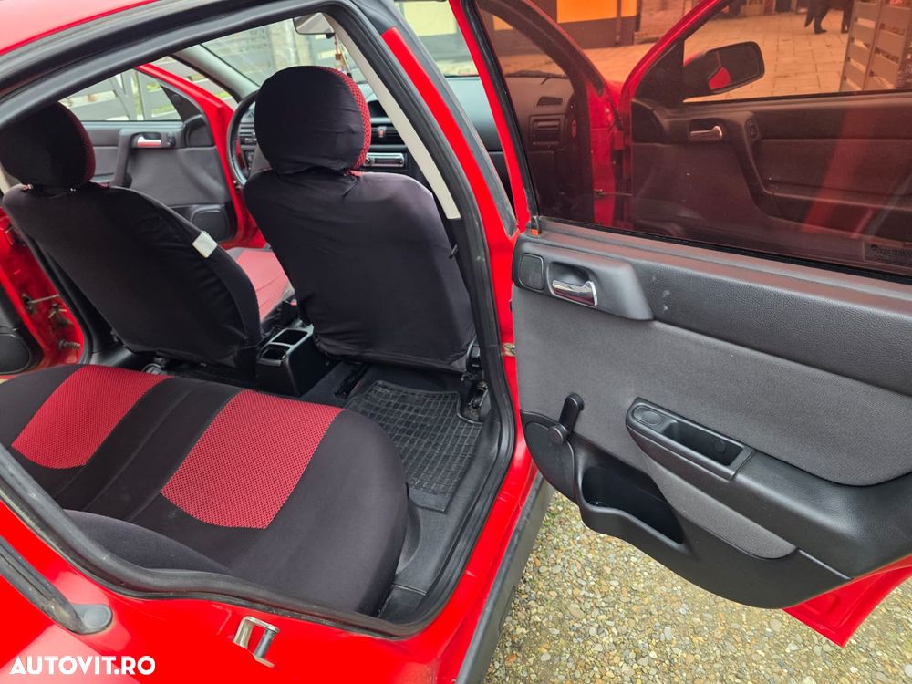 Opel Astra Classic 1.6i - 4