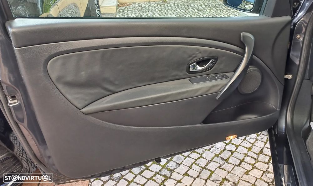 Renault Mégane Coupe 1.5 dCi Limited SS - 19